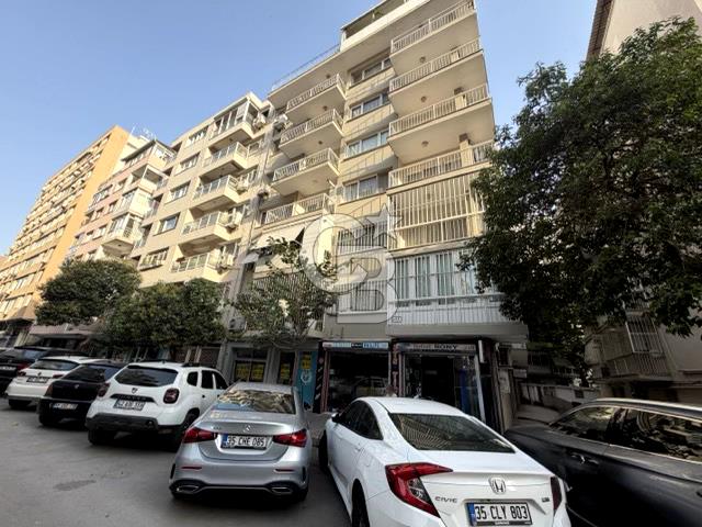 Konak Alsancak mh. satılık 3+1 130 m2