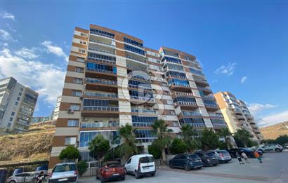 ÇİĞLİ YAKAKENT MAHALLESİ ÇAMLIKENT SİTESİ'NDE SATILIK 2+1 DAİRE