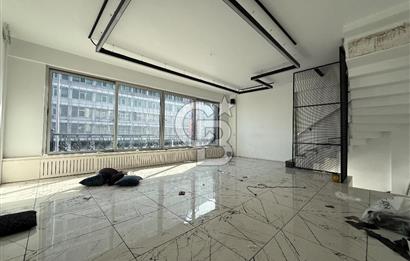 CB ONE'dan Karaköy Kemeraltı Caddesi'nde Kiralık Komple Bina