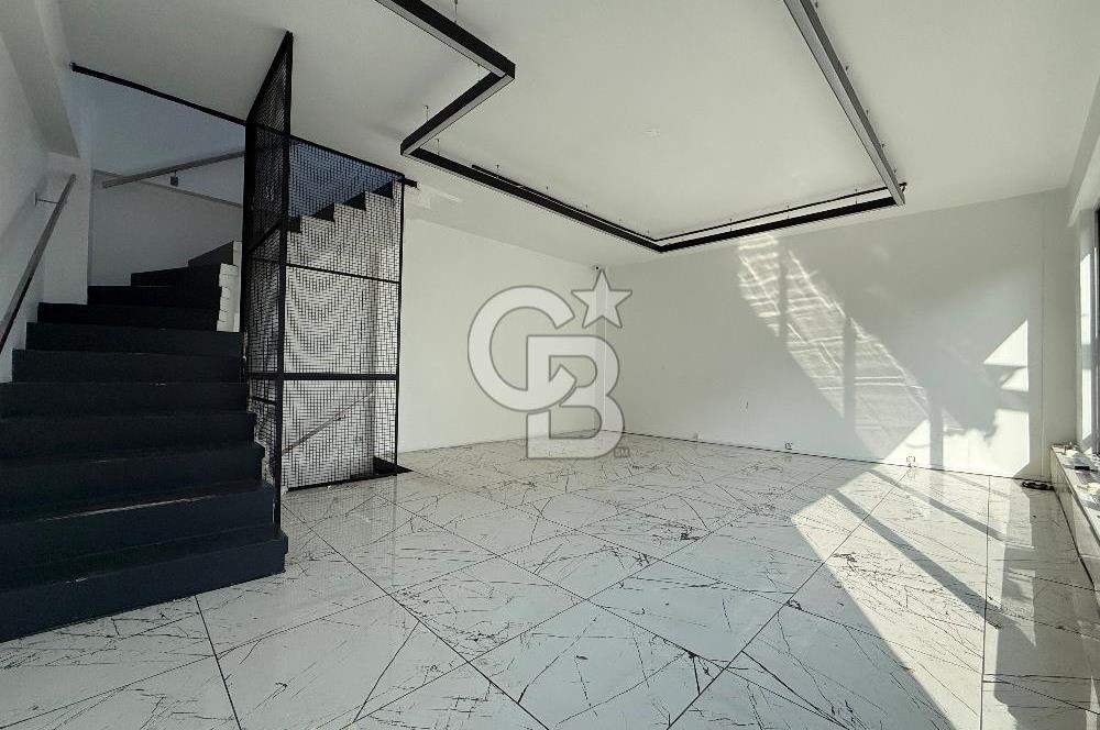CB ONE'dan Karaköy Kemeraltı Caddesi'nde Kiralık Komple Bina