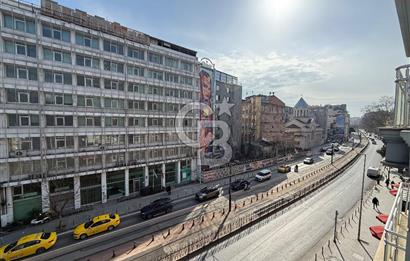 CB ONE'dan Karaköy Kemeraltı Caddesi'nde Kiralık Komple Bina