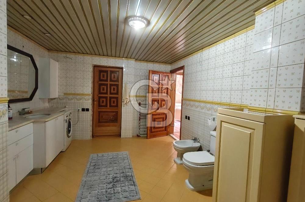 YENİVALİLİK CİVARI ŞEHRİN KALBİNDE KİRALIK EŞYALI 2+1
