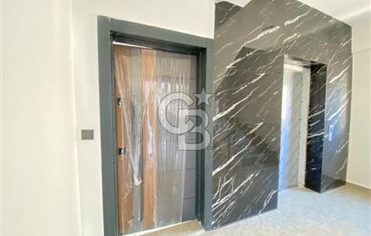 Gazi'de Şifa Hastanesi 400mt Arakat Asansörlü Kiralık 1+1 Daire