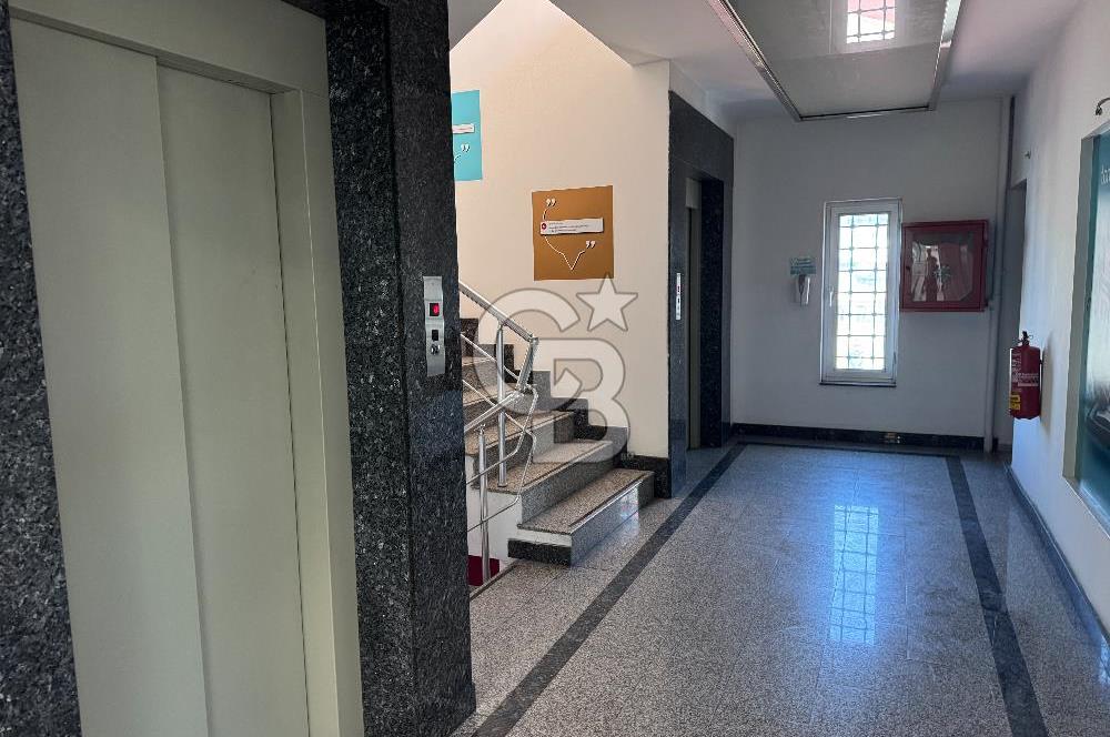 Büyükdere Caddesi Sanayi Metrosu Arkası Eşyalı Kiralık Ofis Katı