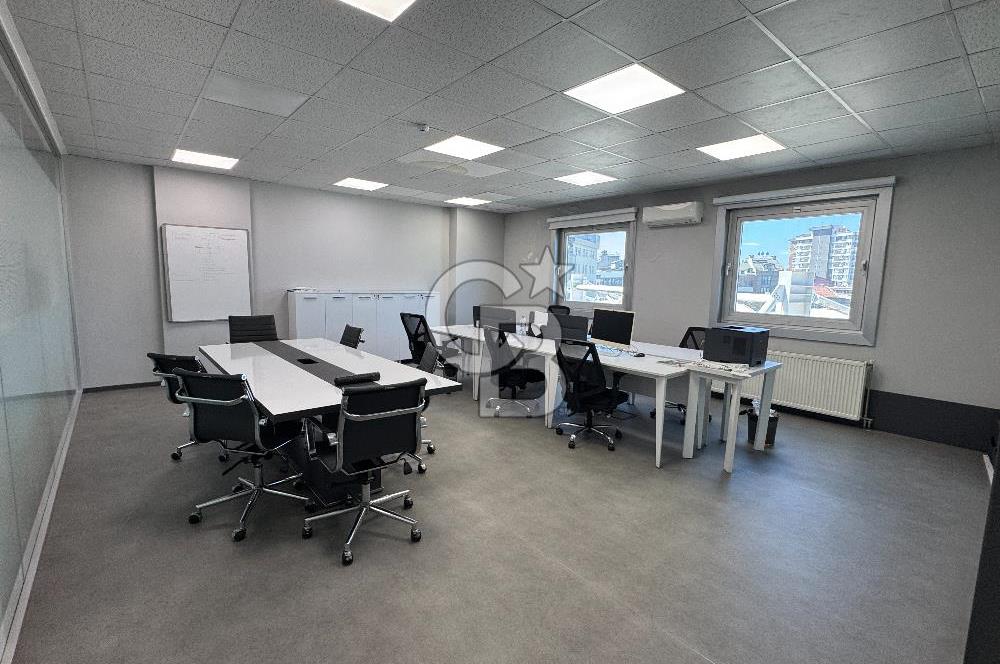 Büyükdere Caddesi Sanayi Metrosu Arkası Eşyalı Kiralık Ofis Katı