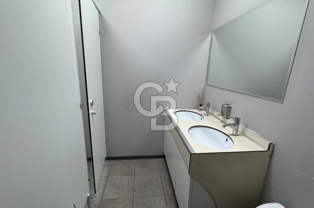 Büyükdere Caddesi Sanayi Metrosu Arkası Eşyalı Kiralık Ofis Katı