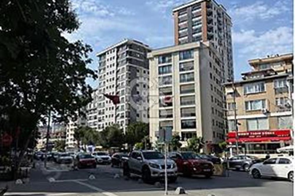 MİNİBÜS YOLUNDA ÖN KULLANIMI OLAN DEVREN KİRALIK KAFE