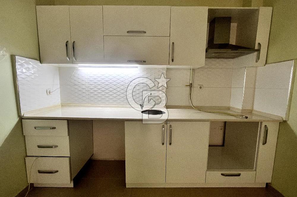 İzmit Kuruçeşme 1+1 Genç Binada Kiralık Daire