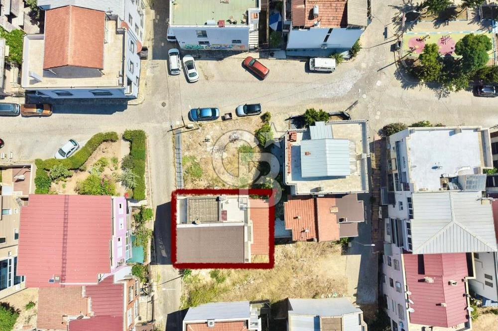 Balçova Korutürk mahallesinde satılık villa