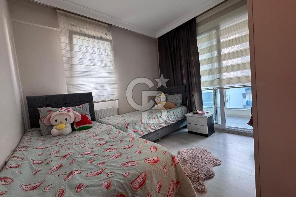 Çiğli İnönü Mah. Bintaş Park Sitesinde Satılık 1+1 Daire