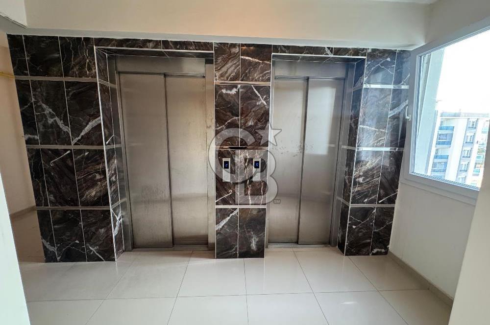 Çiğli İnönü Mah. Bintaş Park Sitesinde Satılık 1+1 Daire