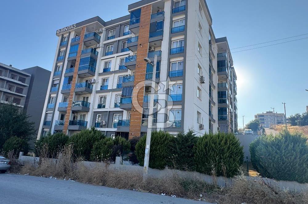 Çiğli İnönü Mah. Bintaş Park Sitesinde Satılık 1+1 Daire