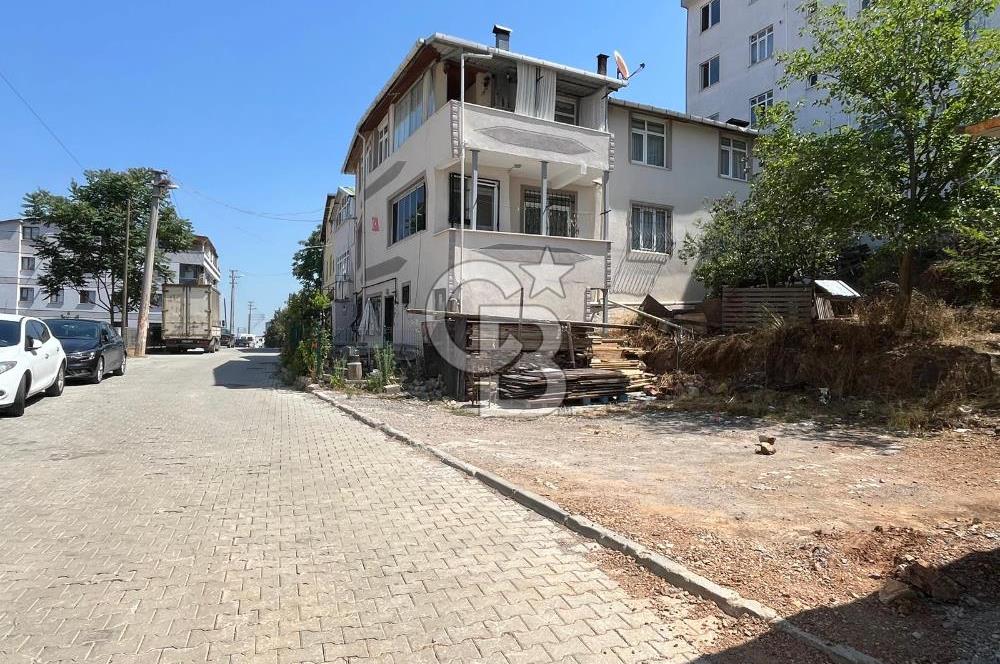 GEBZE ADEMYAVUZ'DA MERKEZİ & HAVADAR KONUMDA SATILIK ARSA
