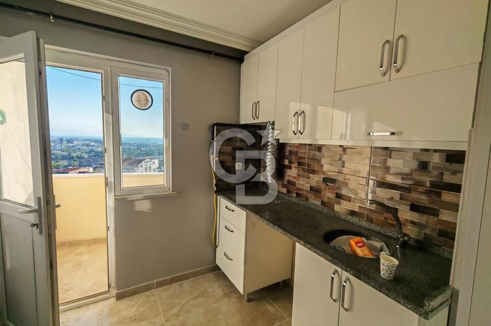 ASANSÖRLÜ OTOBÜS DURAĞININ YANINDA KİRALIK DAİRE