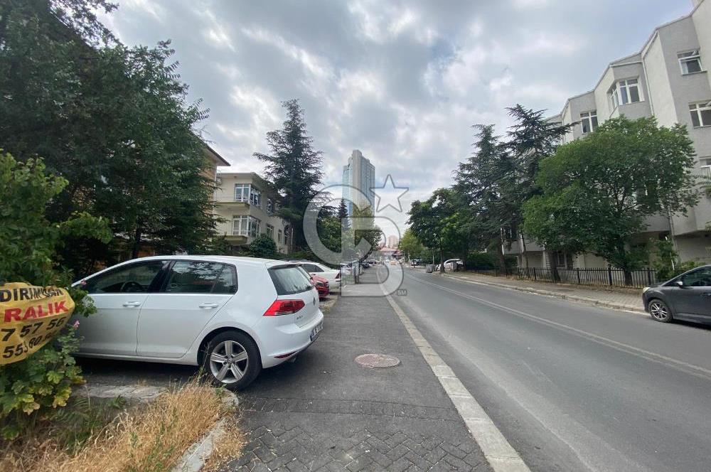 KULELİ SK, KATTA MANZARALI TEMİZ BOYALI 3+1 120 M2 KİRALIK DAİRE