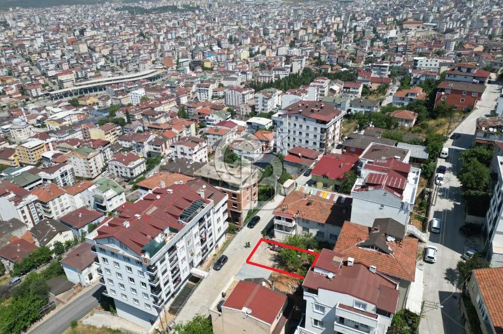 GEBZE ADEMYAVUZ'DA MERKEZİ & HAVADAR KONUMDA SATILIK ARSA