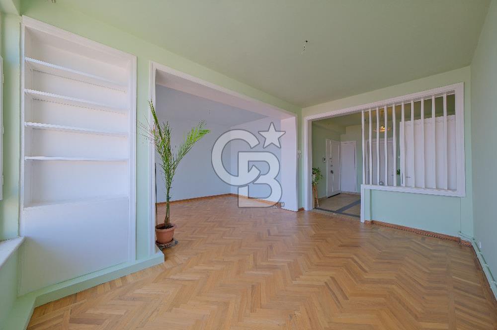 Gümüşsuyu'nda Boğaz Manzaralı Kiralık 3+1 Daire