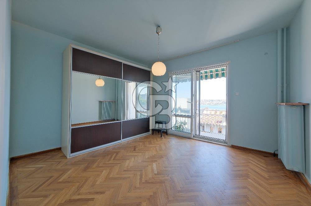 Gümüşsuyu'nda Boğaz Manzaralı Kiralık 3+1 Daire