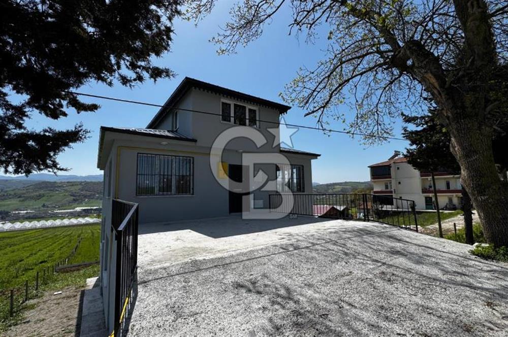 2000 m2 arazi üzerinde satılık villa