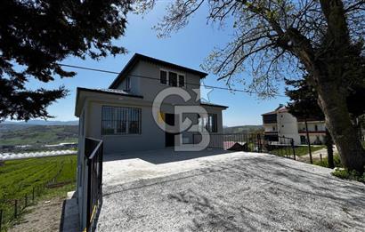 2000 m2 arazi üzerinde satılık villa