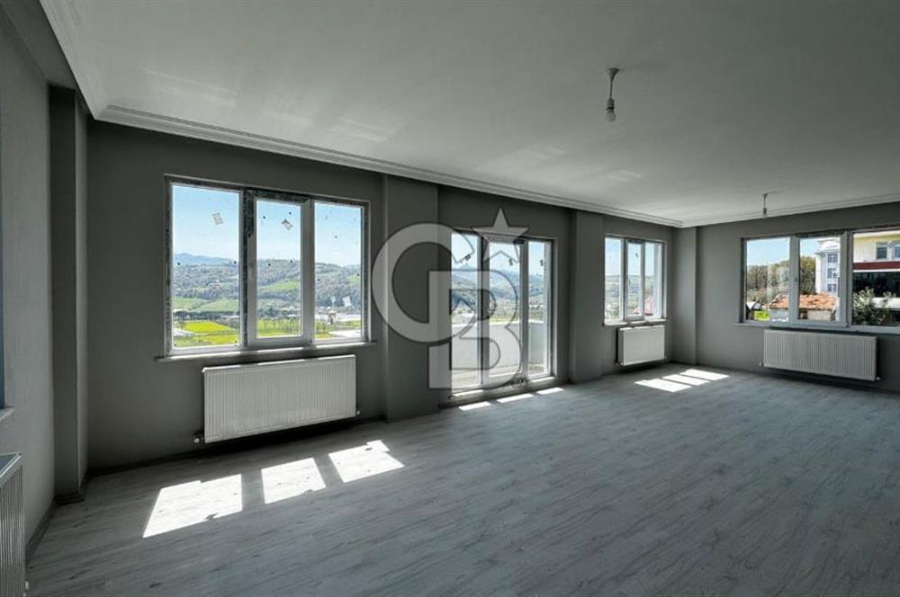 2000 m2 arazi üzerinde satılık villa