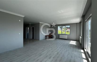 2000 m2 arazi üzerinde satılık villa