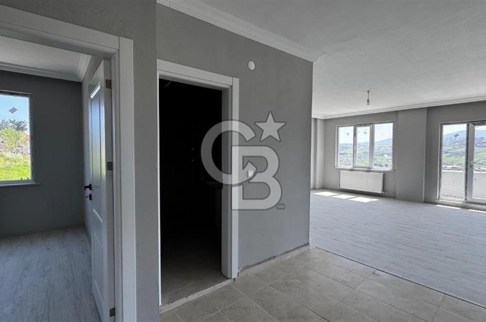 2000 m2 arazi üzerinde satılık villa