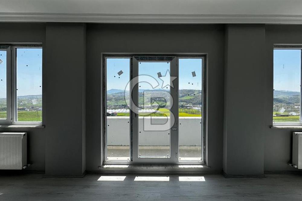 2000 m2 arazi üzerinde satılık villa