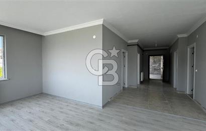 2000 m2 arazi üzerinde satılık villa