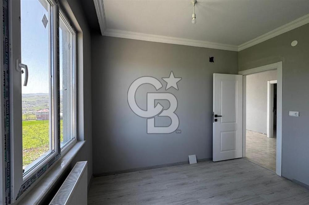 2000 m2 arazi üzerinde satılık villa