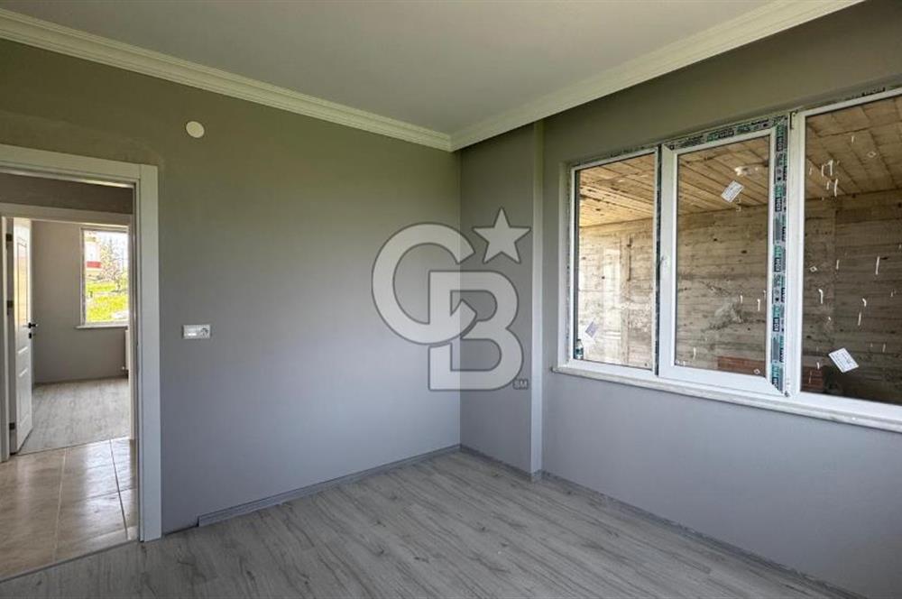 2000 m2 arazi üzerinde satılık villa