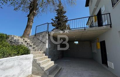 2000 m2 arazi üzerinde satılık villa