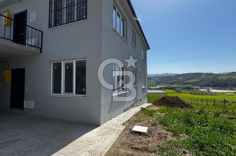 2000 m2 arazi üzerinde satılık villa