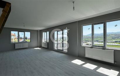 2000 m2 arazi üzerinde satılık villa
