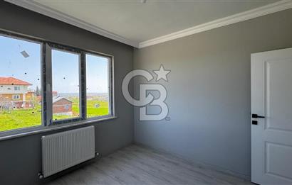 2000 m2 arazi üzerinde satılık villa