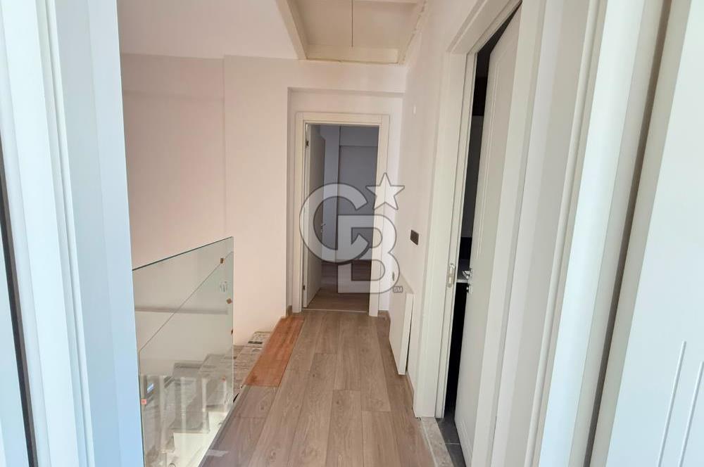 Urla Çeşmealtın’da Satılık 3+1 Villa