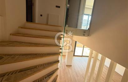 Urla Çeşmealtın’da Satılık 3+1 Villa