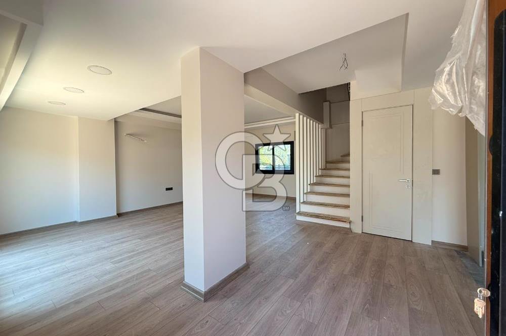 Urla Çeşmealtın’da Satılık 3+1 Villa