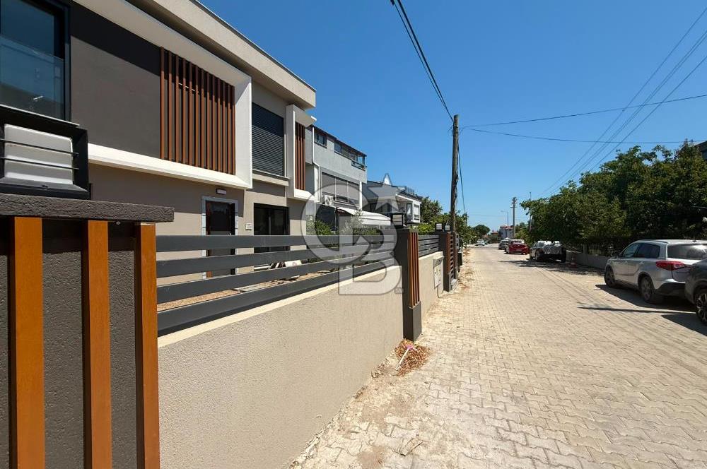 Urla Çeşmealtın’da Satılık 3+1 Villa