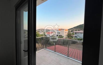 Foça Ilıpınar’da 450 m² Bahçeli Kiralık Müstakil Dubleks 
