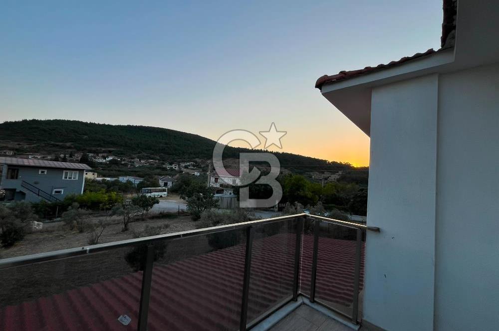 Foça Ilıpınar’da 450 m² Bahçeli Kiralık Müstakil Dubleks 