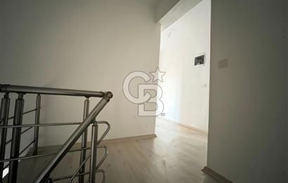 Foça Ilıpınar’da 450 m² Bahçeli Kiralık Müstakil Dubleks 