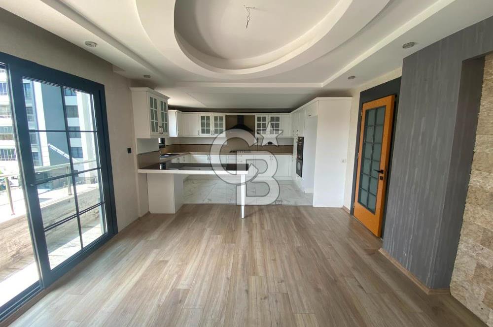 Gürselpaşa Furkan Premierde Havuzlu Lüks Site İçi Kiralık 4+1