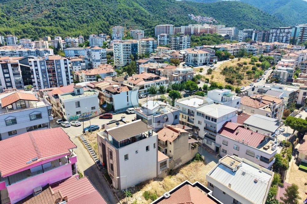 Balçova Korutürk mahallesinde satılık villa