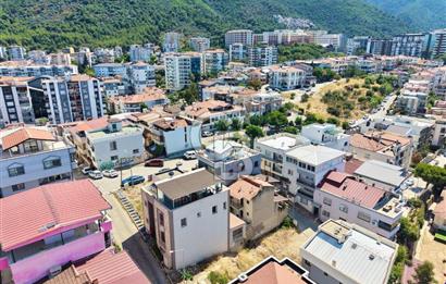 Balçova Korutürk mahallesinde satılık villa