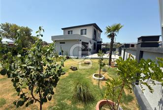 MENDERES'TE HAVUZLU, GENİŞ BAHÇELİ MÜSTAKİL VİLLA - 1 - 362138