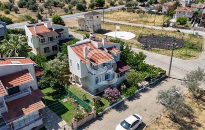 AYVALIK CUNDA'DA KÖŞE PARSEL MÜSTAKİL SATILIK VİLLA