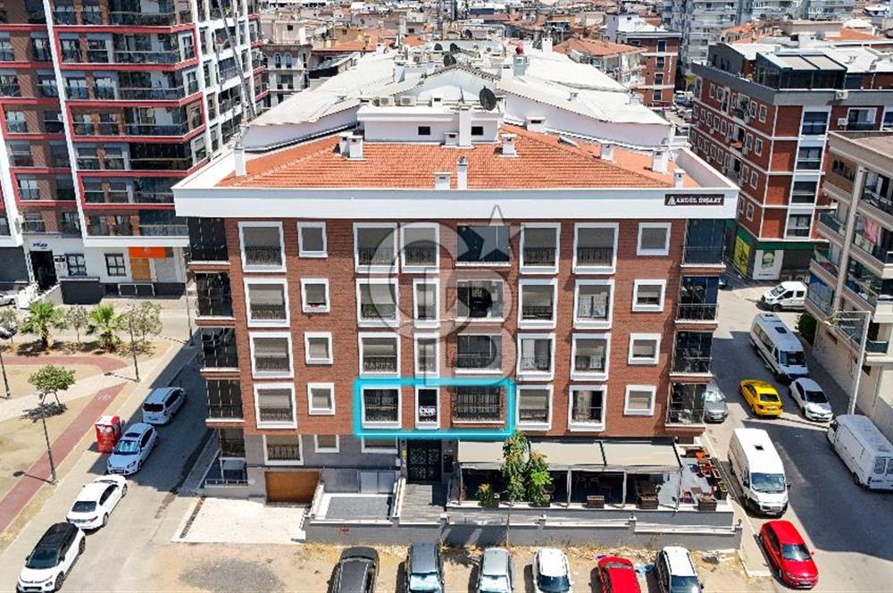 Karşıyaka'nın Tercih Edilen Bölgesinde Ferah 1+1 Satılık Daire