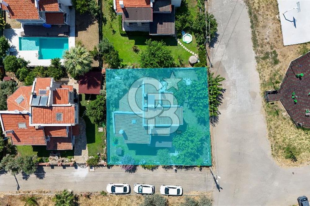 AYVALIK CUNDA'DA KÖŞE PARSEL MÜSTAKİL SATILIK VİLLA