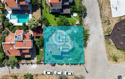 AYVALIK CUNDA'DA KÖŞE PARSEL MÜSTAKİL SATILIK VİLLA